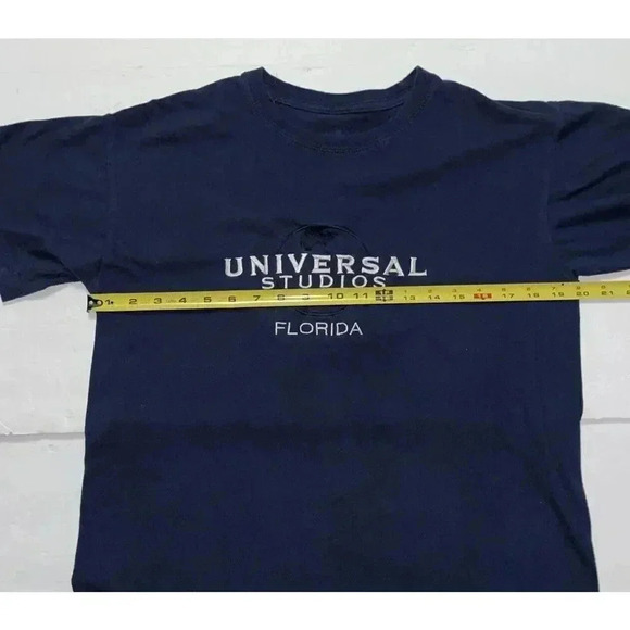 Universal Studios Florida T Shirt Navy Blue Embroidered Short Sleeve Size M - Picture 3 of 5